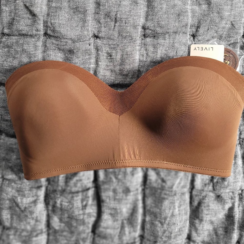 NWT Lively No-Wire Strapless Bra